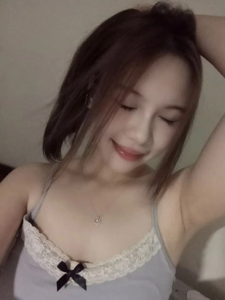 phim sex máy bay bà già